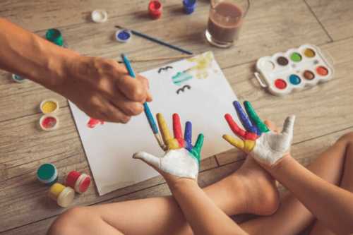 آموزش دوره مربیگری نقاشی کودک آموزش دوره مربیگری نقاشی کودک